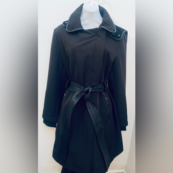 NWOT Bagatelle Sport Asymmetrical Black Hooded Mix Media Trench Coat. Size L. - Picture 7 of 11